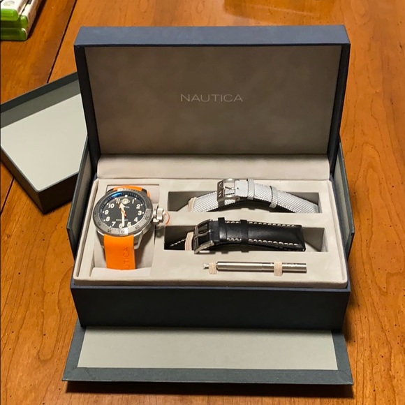 Brand new Náutica watch set
